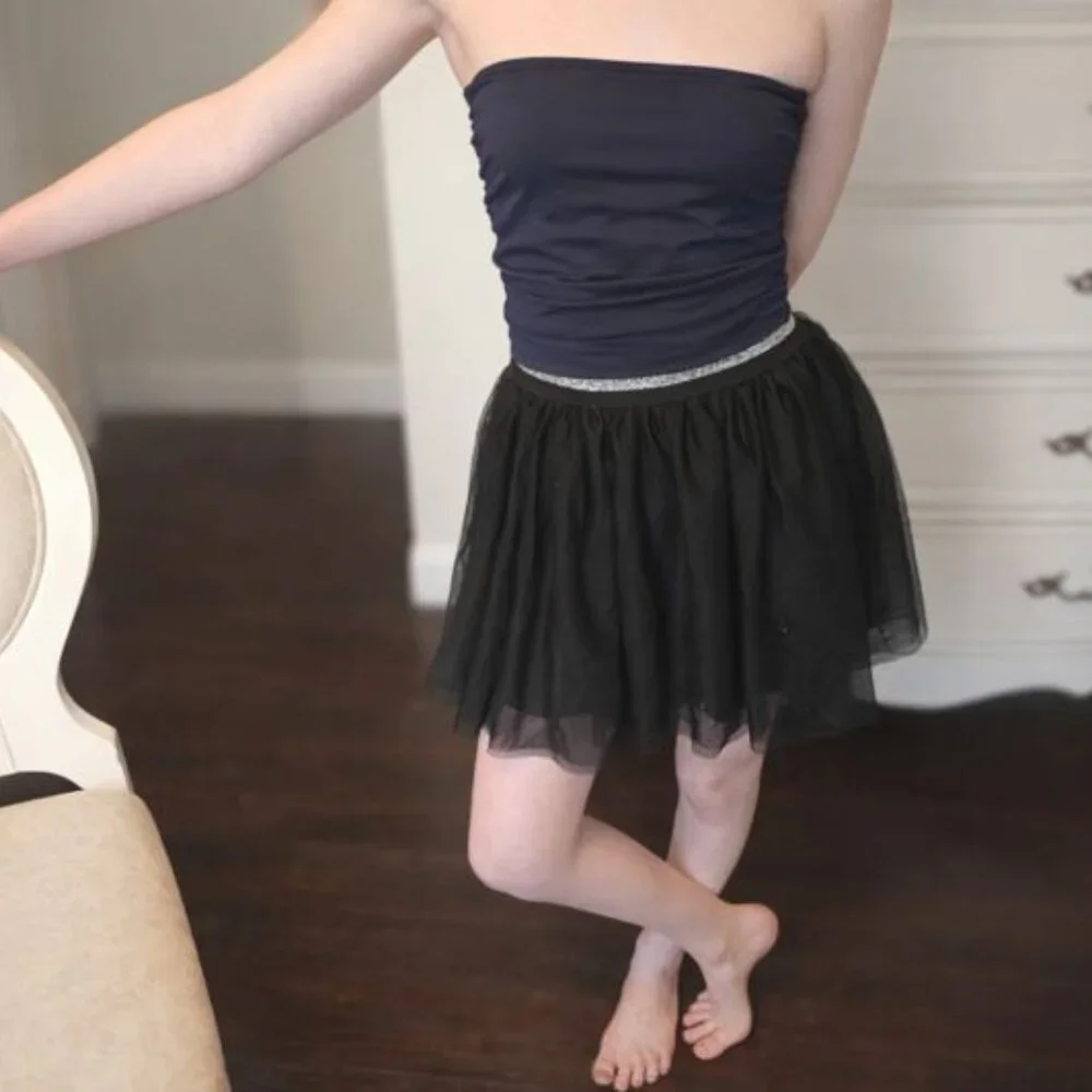 Fashion show NYC H&M 3 Layer Skirt Girls Size 6-8y - Picture 1 of 5